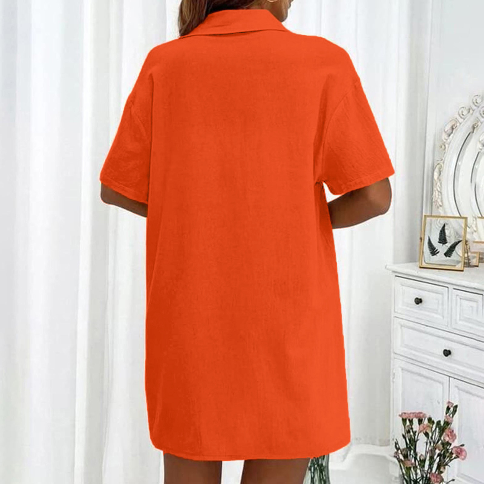 thumbnail image 5 of Conjunto de 2 piezas para mujer con camisa con solapa y pantalones cortos: color liso, traje informal de verano, poliéster, corte ajustado, tallas S-XL, ropa para vacaciones/fiestas, 5 of 8